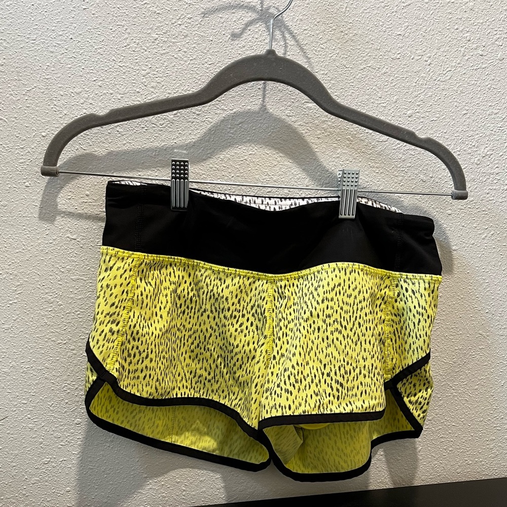 lululemon athletica Yellow & Black Speed Shorts